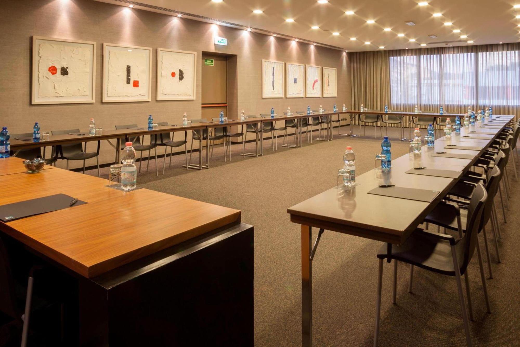 Ac Hotel Brescia By Marriott Exterior foto